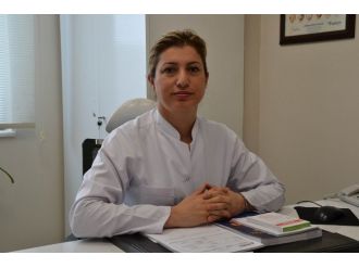Politikacılara ’Bol Sıvı Tüketin’ Tavsiyesi