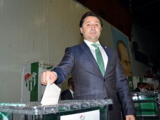 Mesut Mestan Adaylıktan Çekildi