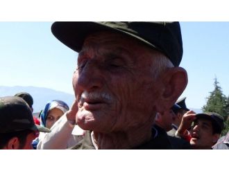 77 Yaşında Asker Oldu, Gözyaşlarına Boğuldu