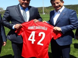 Davutoğlu Maç Sözü Verdi