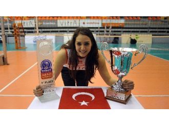 Eczacıbaşı Vitra Oyuncuları Zirvede Kalmak İstiyor