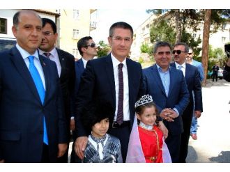 Bakan Canikli Hsyk’nın 4 Savcı Ve Hakimi İhraç Kararını Değerlendirdi