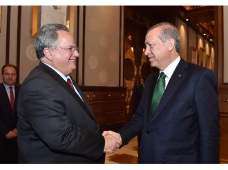 Erdoğan Yunan Bakanı Kabul Etti
