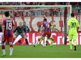 Barça Berlin Biletini Kaptı