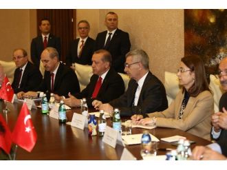 Erdoğan, Arnavut Mevkidaşı İle Heyetler Arası Görüşme Yaptı