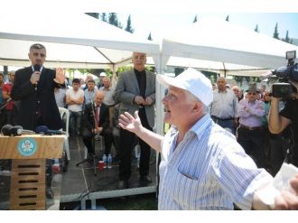 Maden Şehitliğinde Gerginlik