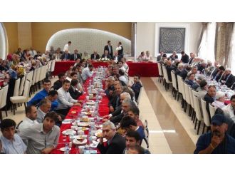 Arınç: Bu Seçim Bağımsızların Değil, Partilerin Yarışıdır