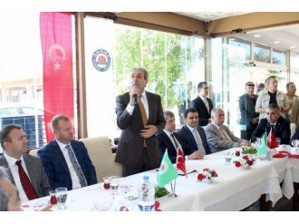 Bakan Mehdi Eker, Çanakkale’de Çiftçilerle Buluştu