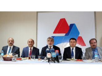 Bakan Yıldız Ağrı’da