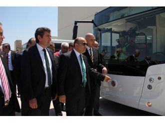 Direksiyona Geçen Bakan Işık, Yerli Otomobil İstedi