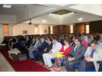 Meb’in Eğitim Yönetimi Seminerleri Sürüyor