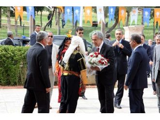 Başbakan Yardımcısı Bülent Arınç: