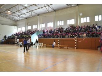Minikler, Bu Kez Engelleri Ortadan Kaldırmak İçin Yarıştı