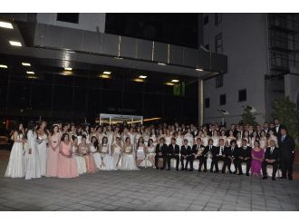Gaziantep Kolej Vakfı Mezunlarına Balo