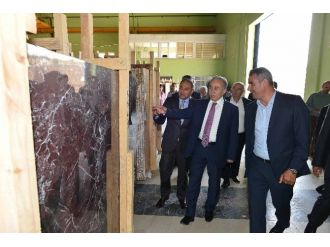Vali Büyük Büyük, Aosb’deki Fabrikaları Ziyaret Etti