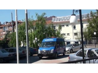 Cezaevinden Firar Eden Zanlıya Jandarmadan Baskın