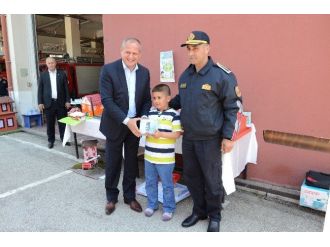 Düzce İtfaiyesi Güzel Bir Etkinliğe İmza Attı