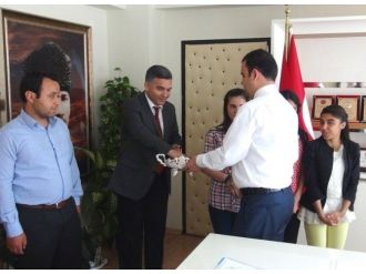 Kaymakam Ermiş Başarılı Öğrencileri Ödüllendirdi