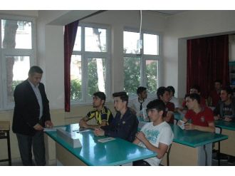 Öğrencilere Sigaranın Zararları Anlatıldı