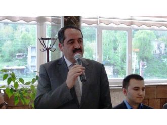 Bitlis’te Yetim Çocuklar İçin Program Düzenlendi