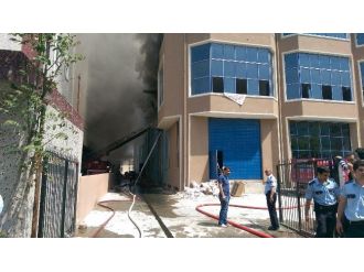 Terlik Atölyesinde Korkutan Yangın