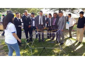 Akşehir Anadolu Lisesi’nden Tübitak Fuarı