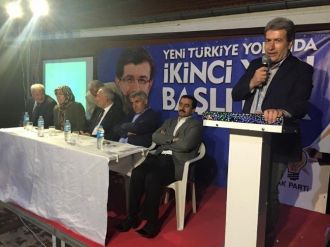 Ak Partililer Fırat Mahallesinde