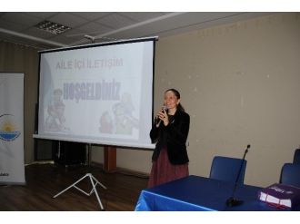 Belediye Çalışanları İçin ‘Anneler Günü’ Etkinliği