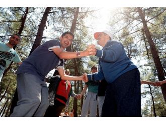 Engelliler Piknikte Gönüllerince Eğlendi