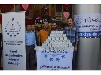 Tümsiad’dan Anlamlı İkram