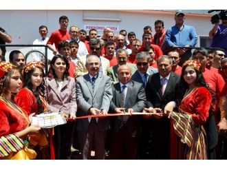 Bakan Yardımcısı Mezbaha Açtı