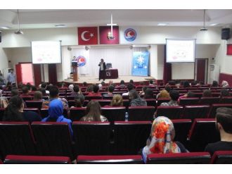 Rukiye Orhan’dan Hayatı Keşfet Konferansı