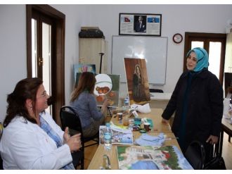 Ak Partili Özlem Zengin’den Meral Akşener’e Tam Destek