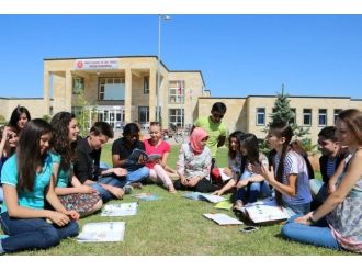 Yunus Emre Enstitüsü’nden 300 Öğrenci İle Kültür Köprüsü