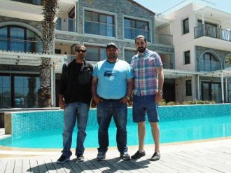 Amerikalı İş Adamından Engelli Öğrencilere Ziyaret