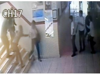 Kadın Veliden Kadın Öğretmene Dayak