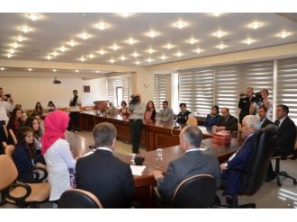 “Gençlerden Ecdada Mektup”
