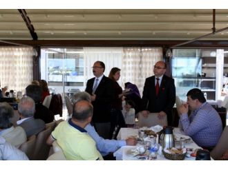 Ak Parti Mudanya’da Stratejik Kahvaltı
