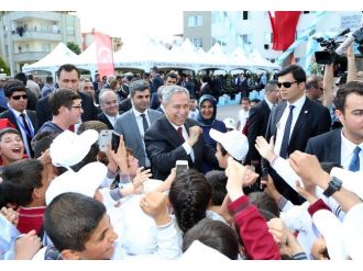 Arınç, Fadıoğlu İmam Hatip Ortaokulu’nun Açılışını Yaptı
