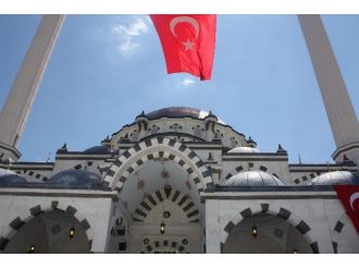 Eruslu Camii Dualarla Açıldı