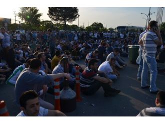 Tofaş Ve Renault Fabrikasında Tatil