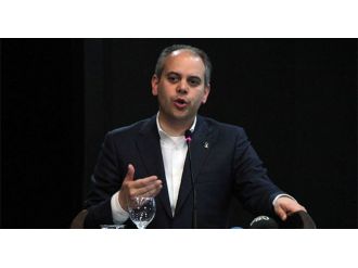 Bakan Kılıç, Milli Tekvandocuları Tebrik Etti