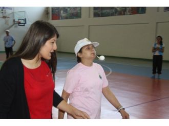 Özel Çocuklar Spor Şenliğinde Buluştu