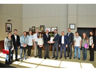 Magid Yönetimi Ve Öğrenci Kollarından Rektöre Ziyaret
