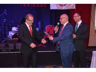 Süleymanpaşa Belediye Başkanı Eşkinat, Eczacılar Günü Davetine Katıldı