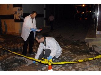 Ak Parti Seçim Bürosuna Ses Bombalı Saldırı