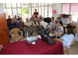 Çiftçi, Nar Hastalıkları Ve Zararlıları Konusunda Bilgilendirildi