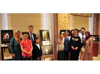 Engelsiz Yüreklerden Fotoğraf Sergisi