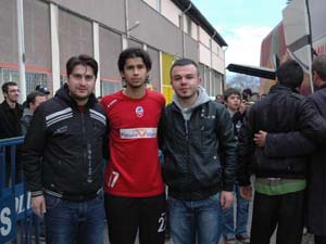 Taraftarın Yeni Sevgilisi Metin Yüksel