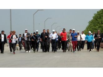 Ak Parti Milletvekili Adayları Maltepe’deki Miting Alanında İnceleme Yaptı